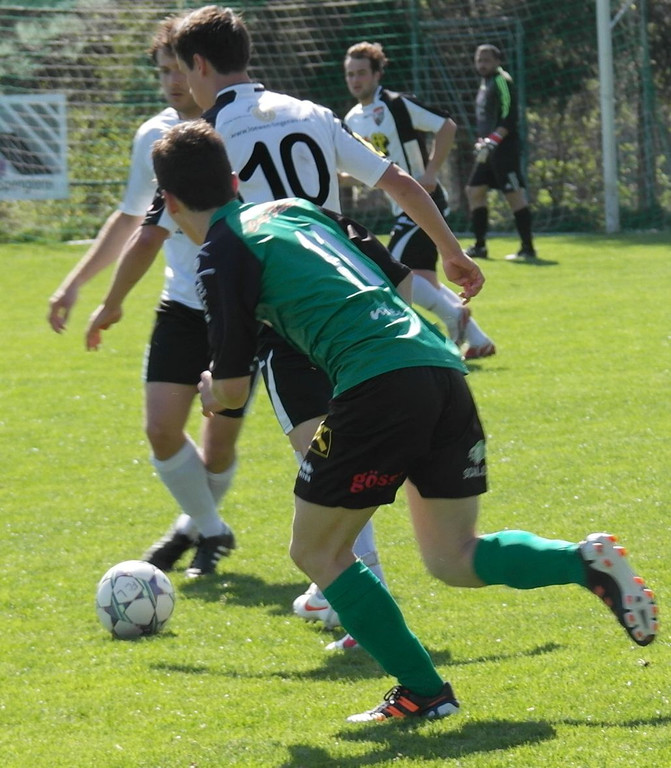 28_4_2012 Fertige Bilder FC Lingenau FC Bezau3.jpg