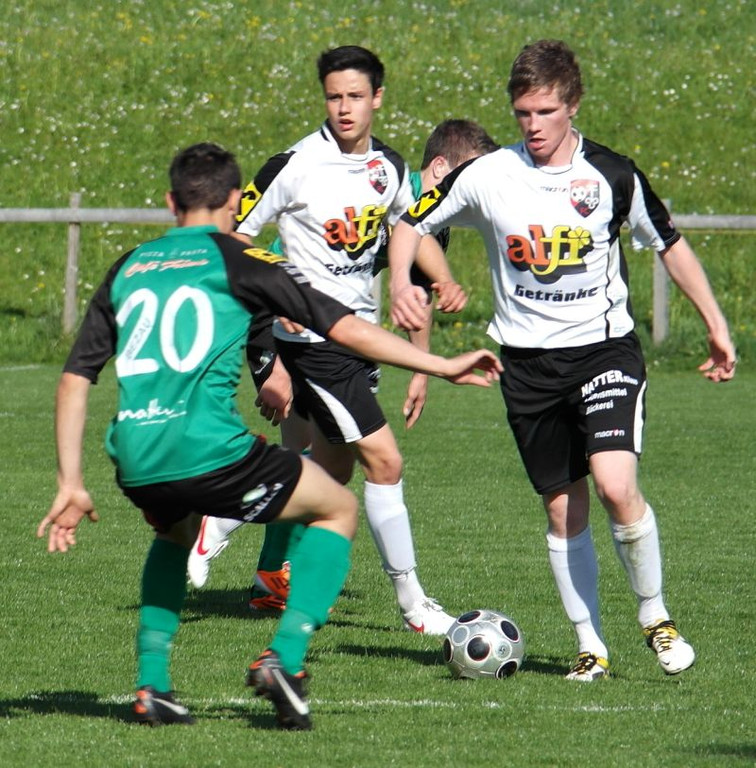 28_4_2012 Fertige Bilder FC Lingenau FC Bezau62.jpg