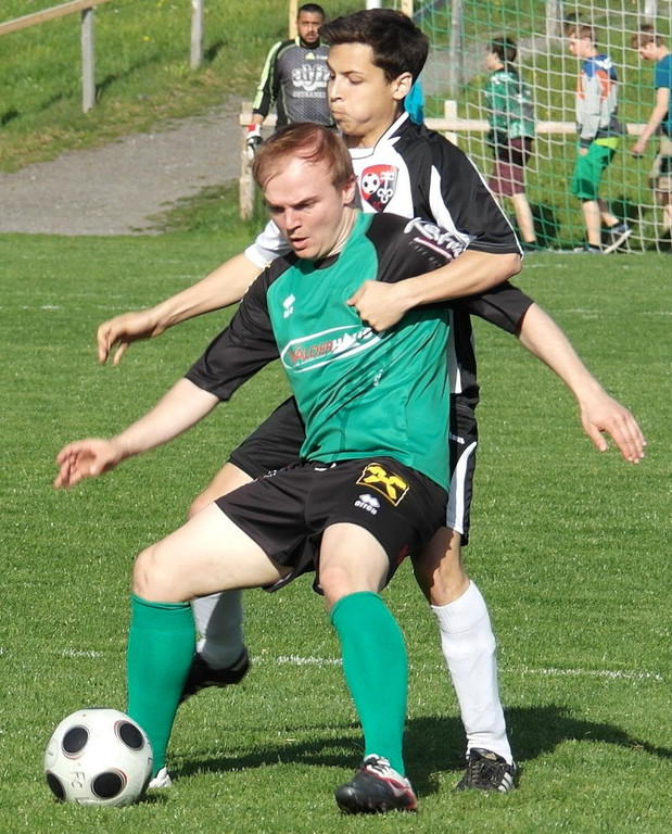 28_4_2012 Fertige Bilder FC Lingenau FC Bezau78.jpg