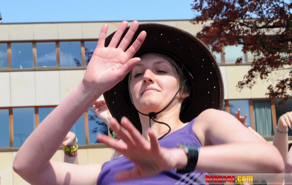 Maibaum H__chst 01_05_2012 97_jpg-1335898674.jpg