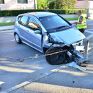 Auto kracht in Geländer/Ternitz