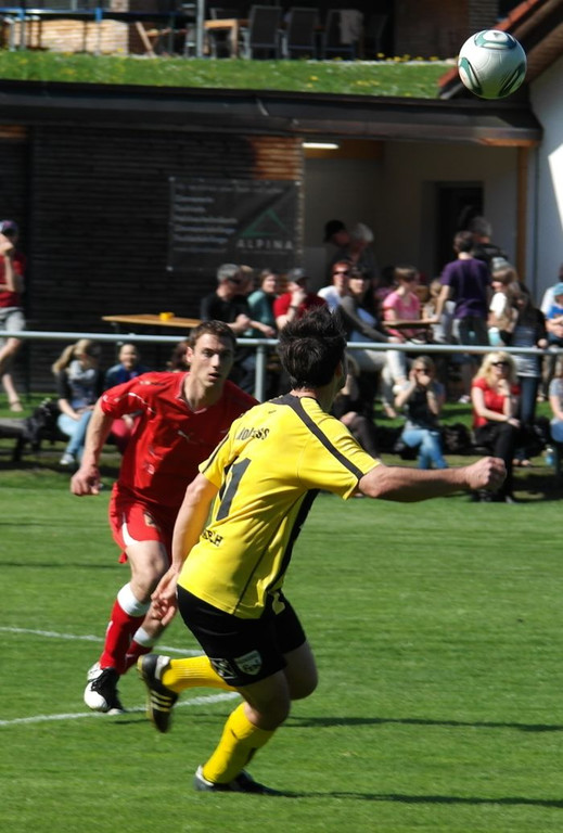 1_5_2012 FC Langen FC Krumbach18.jpg