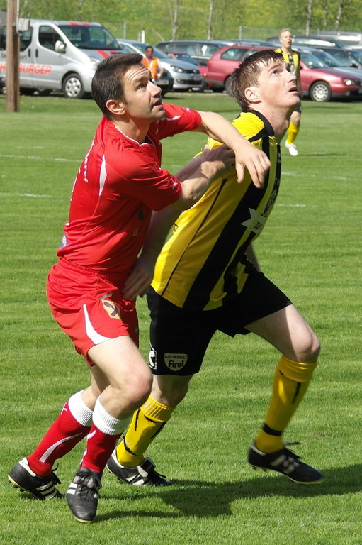 1_5_2012 FC Langen FC Krumbach2.jpg
