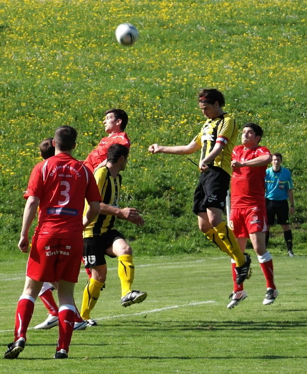 1_5_2012 FC Langen FC Krumbach32.jpg