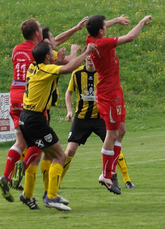 1_5_2012 FC Langen FC Krumbach64.jpg