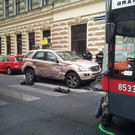 Leserreporter: 13A-Unfall in der Josefstadt (Piaristengasse, Lederergasse)
