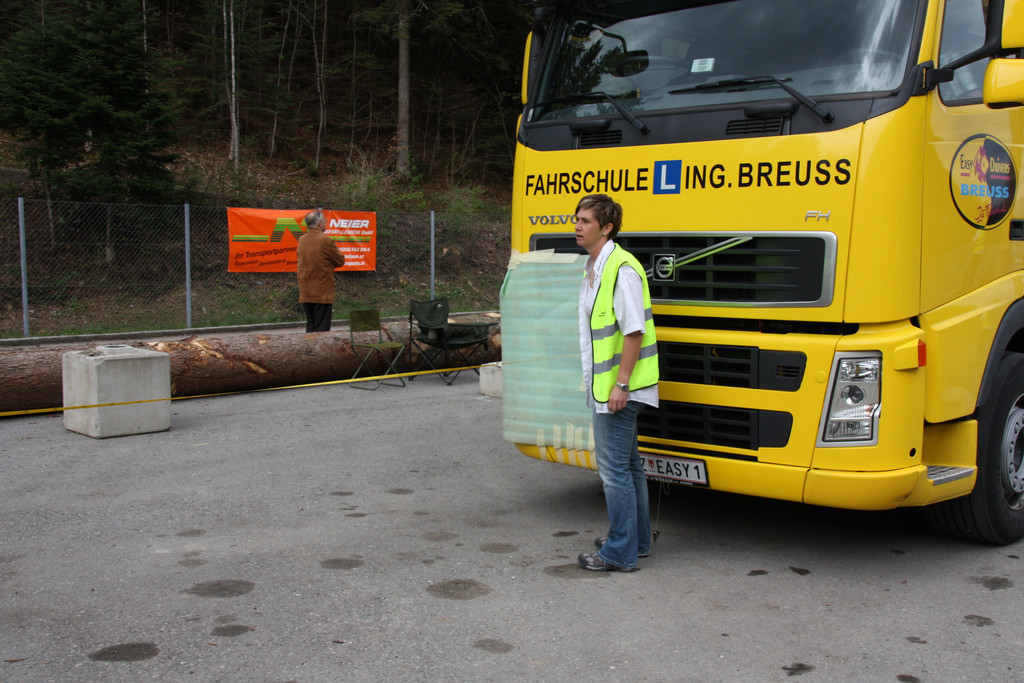 Geschicklichkeitsfahren 29_04_2012 in Schnifis 032.jpg