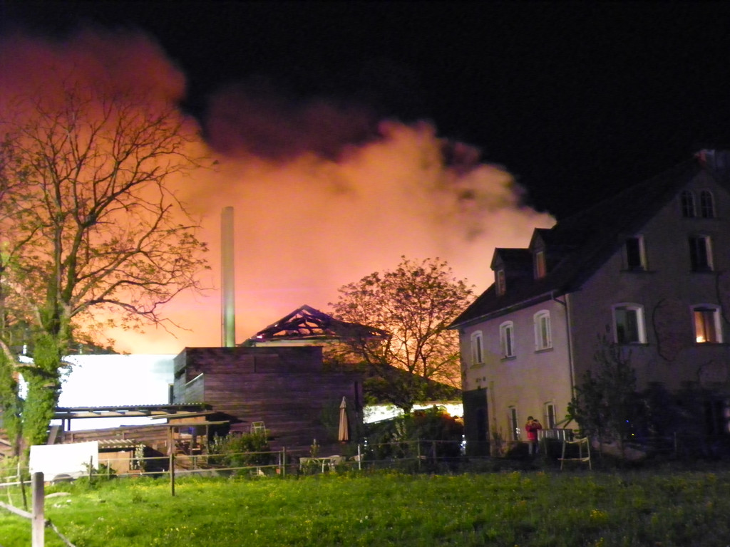 114_5737_JPG-1336093958