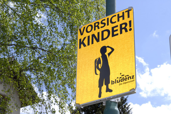 Hinweisschild Kinder - 159 - Copyright by Gerhard Scopoli_jpg-1336125520