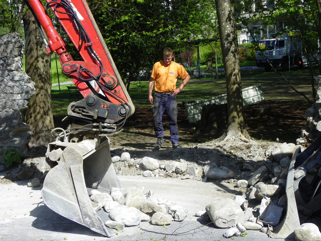 114_4977_JPG-1336204165