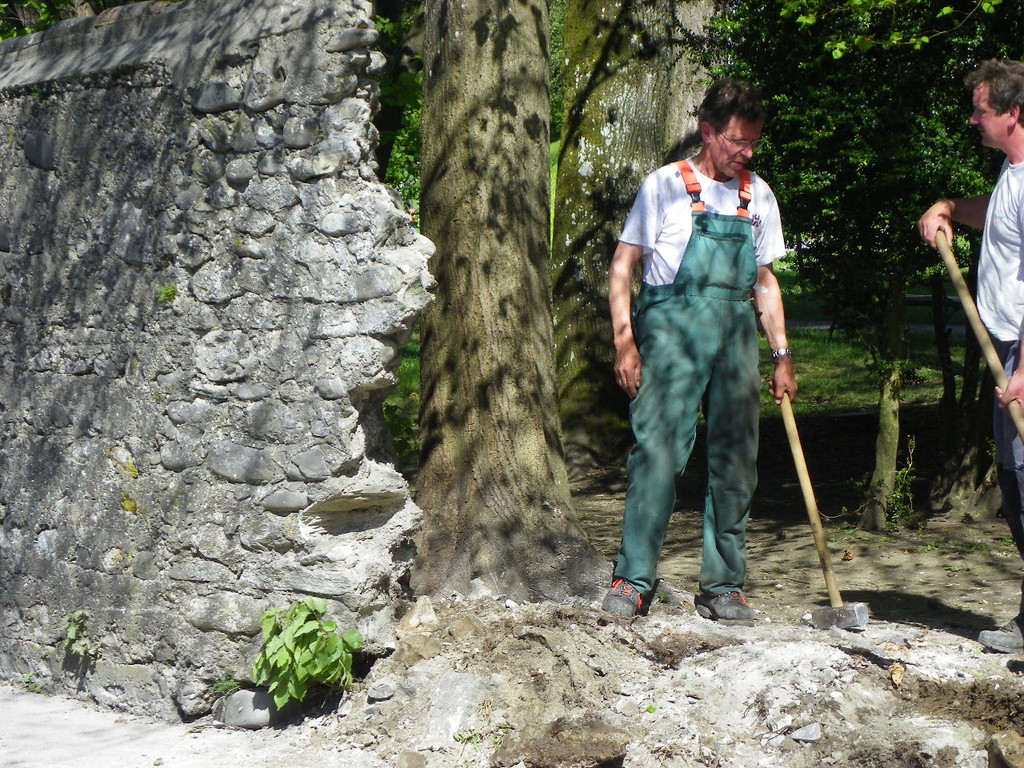 114_4990_JPG-1336204211