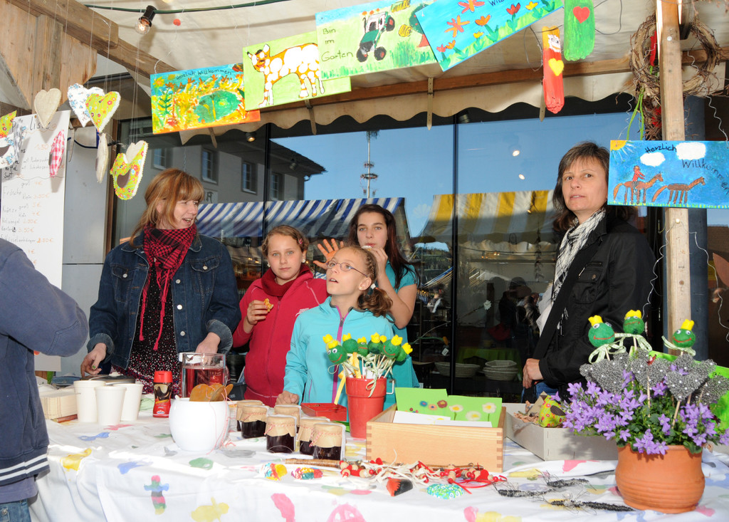 Abendmarkt 05_05_2012 10_jpg-1336248389