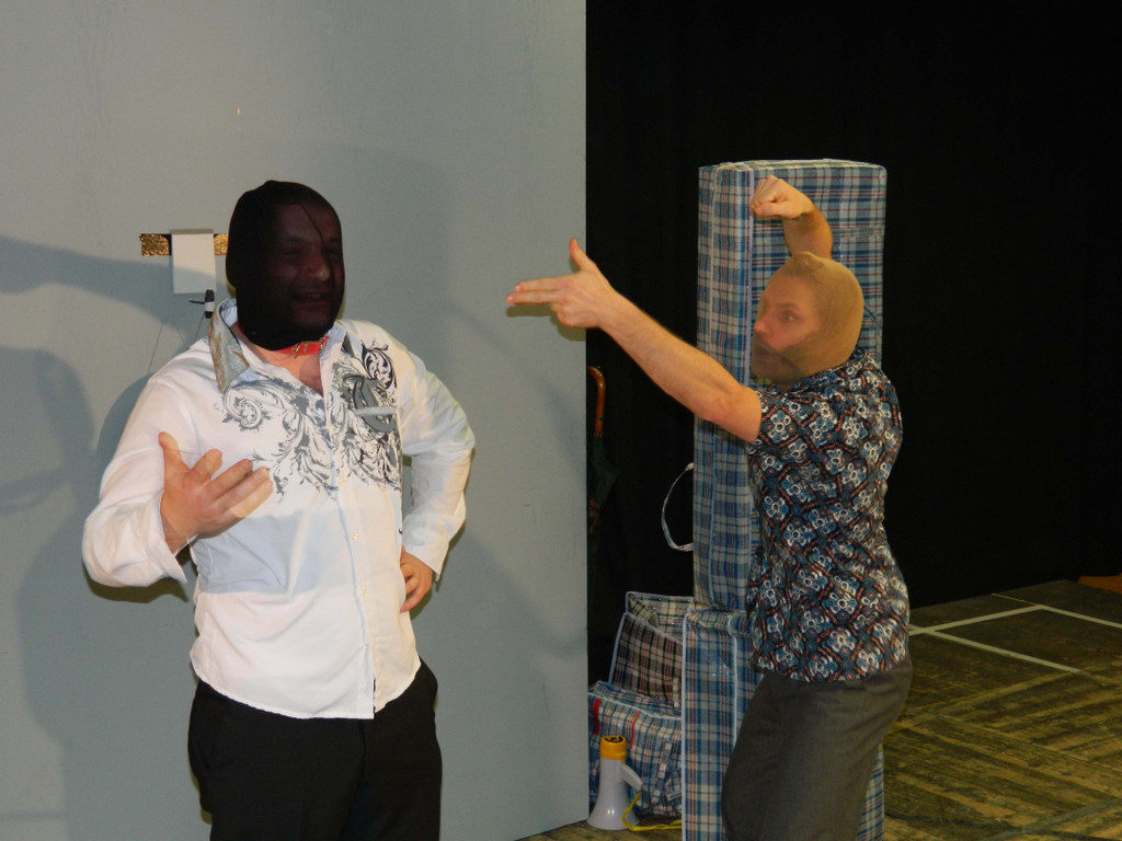 Hunde 3 Lukas Kientzler_ Anderas Jaehnert_jpg-1336314451