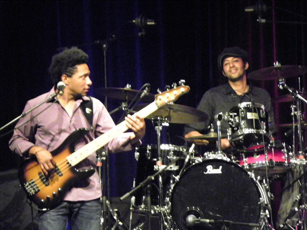 114_5833_JPG-1336318443