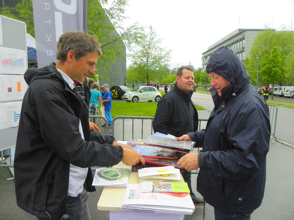 114_6103_JPG-1336319466