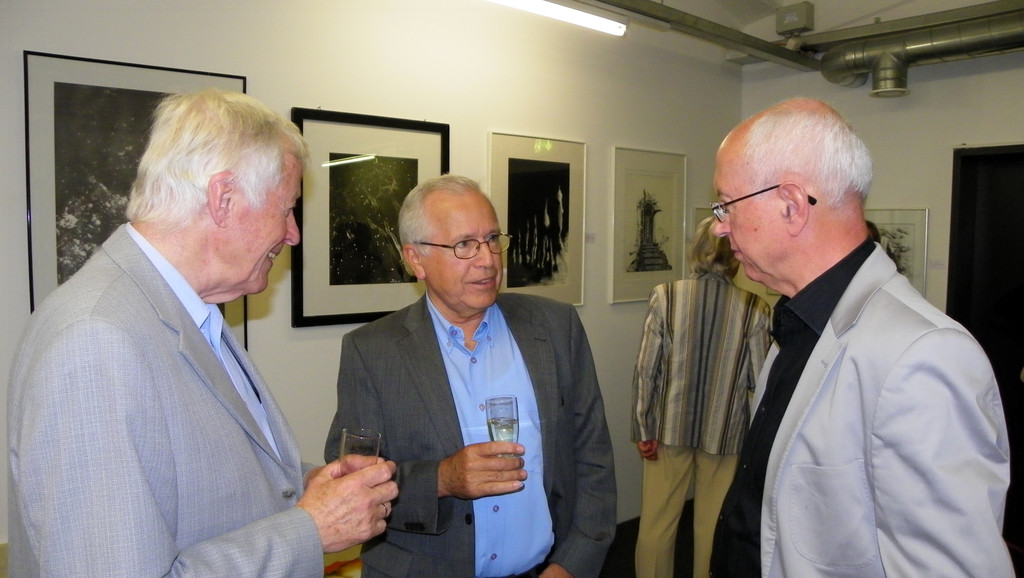 114_6298_JPG-1336347333