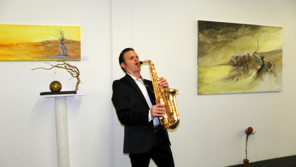 114_6300_JPG-1336347376