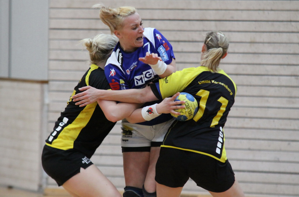 Handball Damen FK 2012 008.jpg