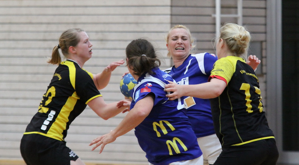 Handball Damen FK 2012 020.jpg