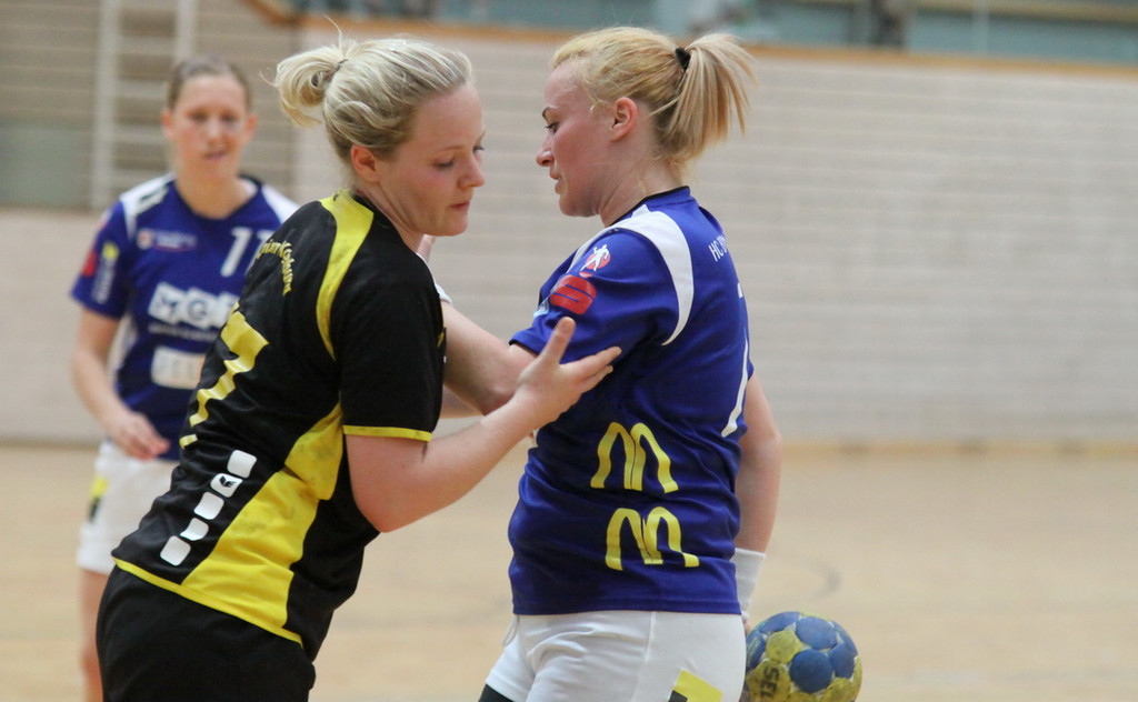 Handball Damen FK 2012 107.jpg