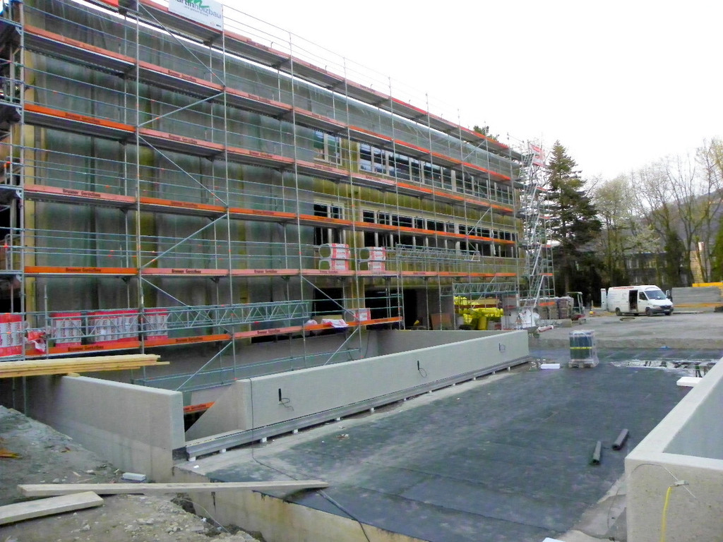 114_3527_JPG-1336429212