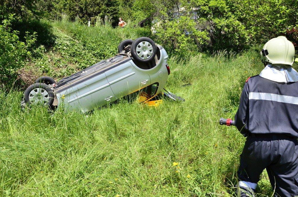 2012-05-11_Fahrzeugbergung_Flatz-3.JPG