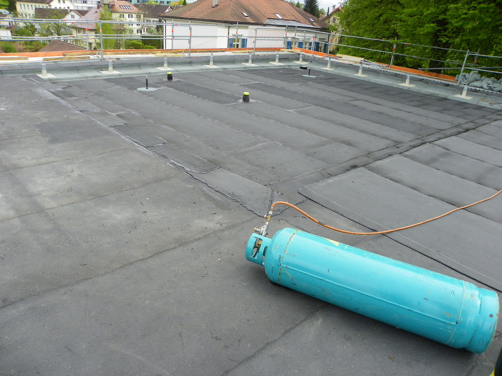 114_5293_JPG-1336772153