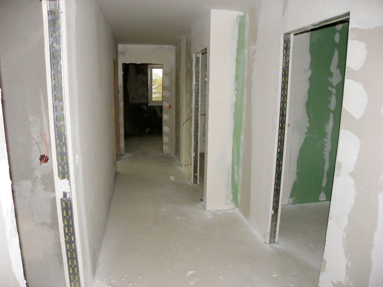 114_2852_JPG-1336772404