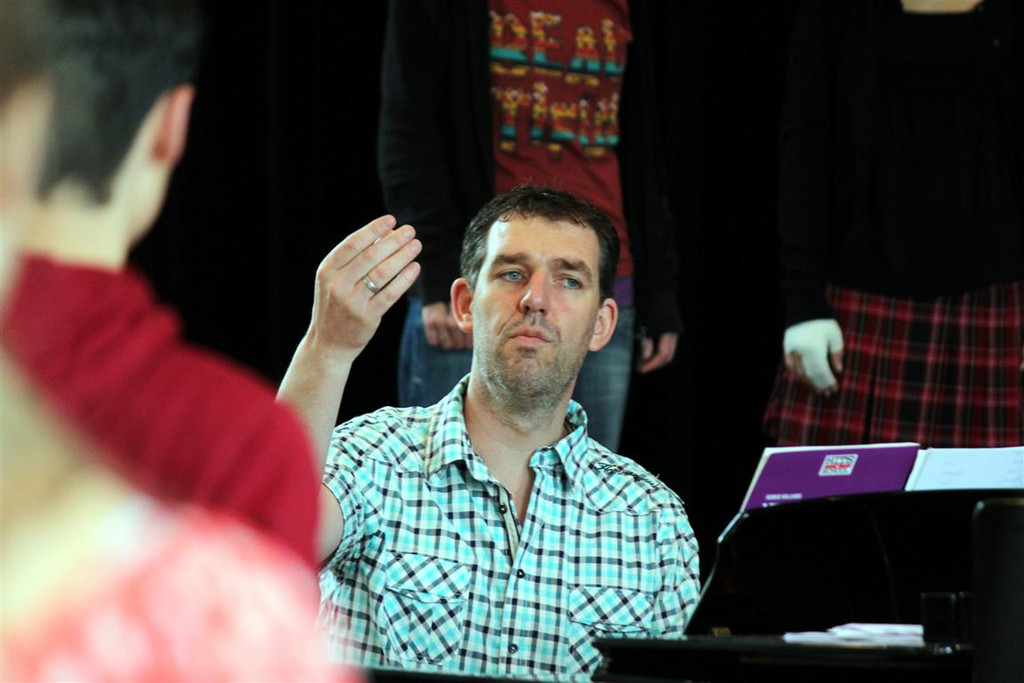 Foto2_Paul_Burtscher_Chor_ _Mittel_.JPG