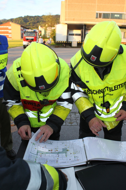 Feuerwehr Kreisuebung RUPP Areal 2012 _39__jpg-1336814985