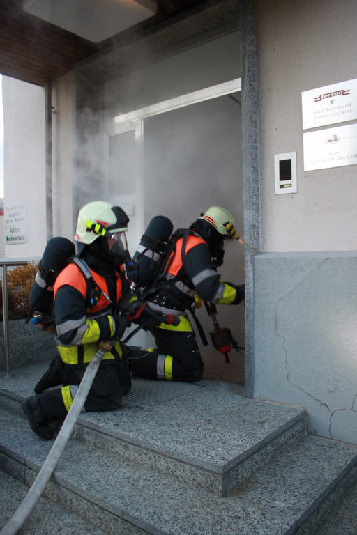 Feuerwehr Kreisuebung RUPP Areal 2012 _16__jpg-1336814875