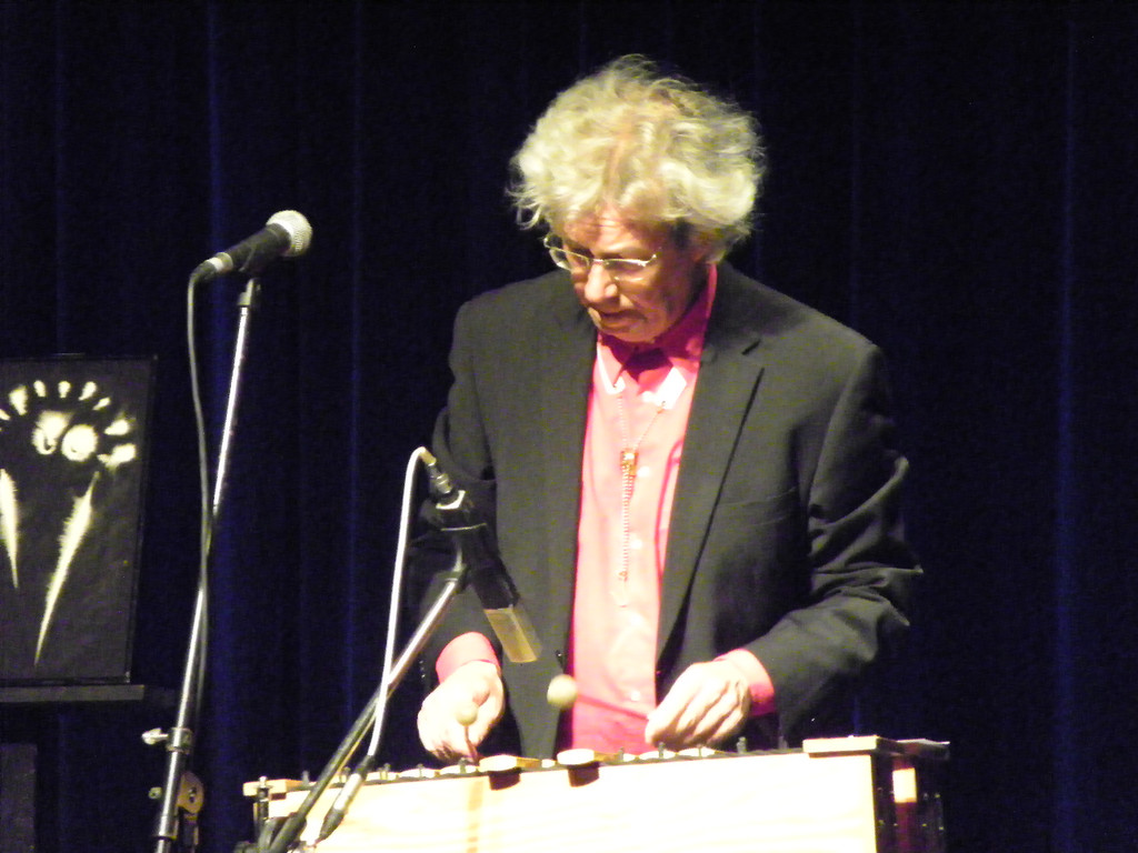 114_7118_JPG-1336947152