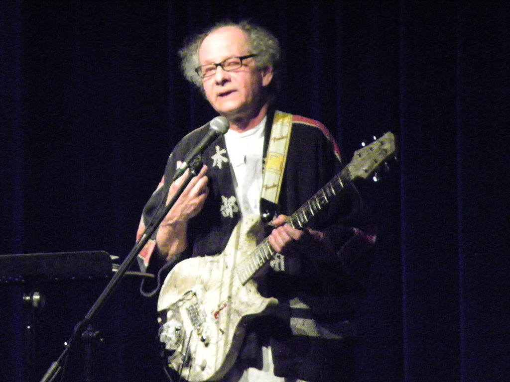 114_7123_JPG-1336947170