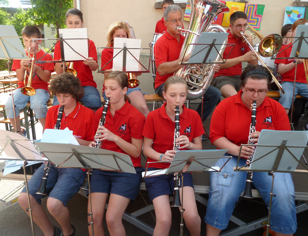 Schulhof4bMusik_jpg-1337025502