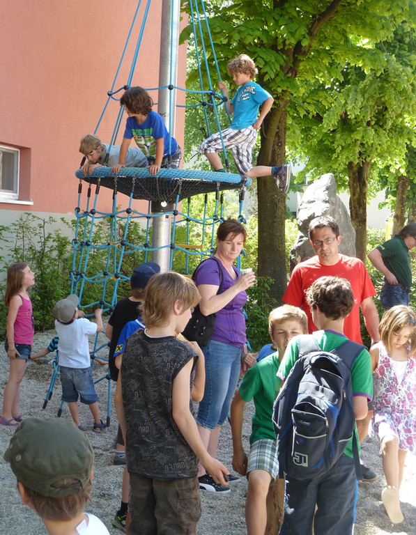 Schulhof10_jpg-1337025545