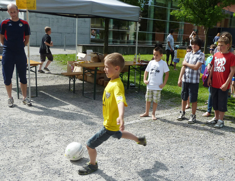 Schulhof33VfB_jpg-1337025646
