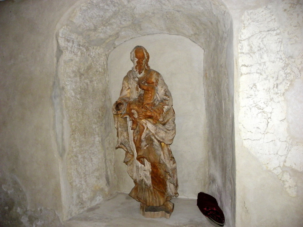 114_3850_JPG-1337033180