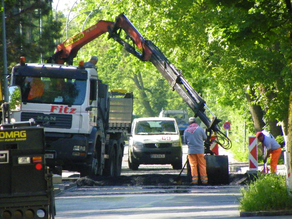 114_7406_JPG-1337036971