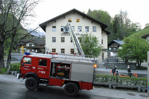 Feuerwehr__bung mit Drehleiter - 027 - Copyright by Gerhard Scopoli.jpg