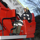 Feuerwehr__bung mit Drehleiter - 036 - Copyright by Gerhard Scopoli.jpg