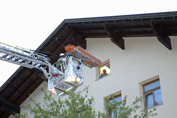 Feuerwehr__bung mit Drehleiter - 041 - Copyright by Gerhard Scopoli.jpg