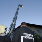 Feuerwehr__bung mit Drehleiter - 069 - Copyright by Gerhard Scopoli.jpg