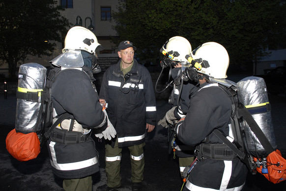 Feuerwehr__bung mit Drehleiter - 075 - Copyright by Gerhard Scopoli.jpg