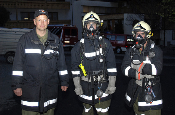 Feuerwehr__bung mit Drehleiter - 076 - Copyright by Gerhard Scopoli.jpg