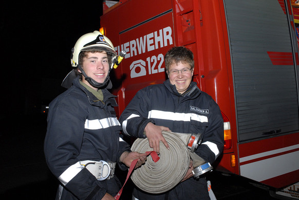 Feuerwehr__bung mit Drehleiter - 108 - Copyright by Gerhard Scopoli.jpg