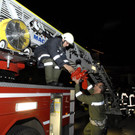 Feuerwehr__bung mit Drehleiter - 122 - Copyright by Gerhard Scopoli.jpg