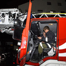 Feuerwehr__bung mit Drehleiter - 139 - Copyright by Gerhard Scopoli.jpg