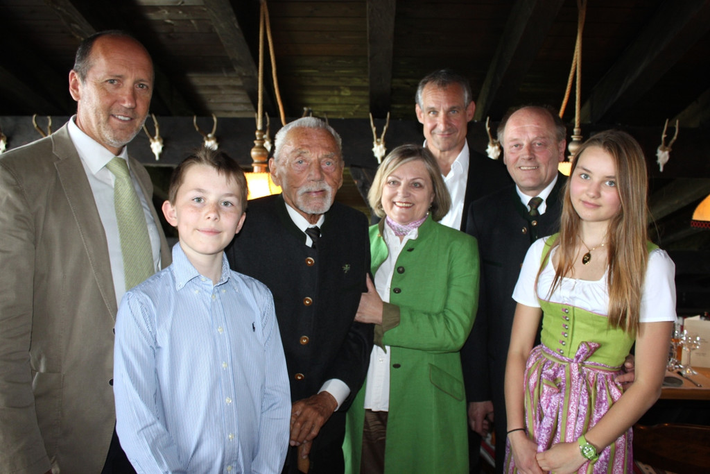 Kinz Ferdinand EHRENZEICHEN _1__jpg-1337150761