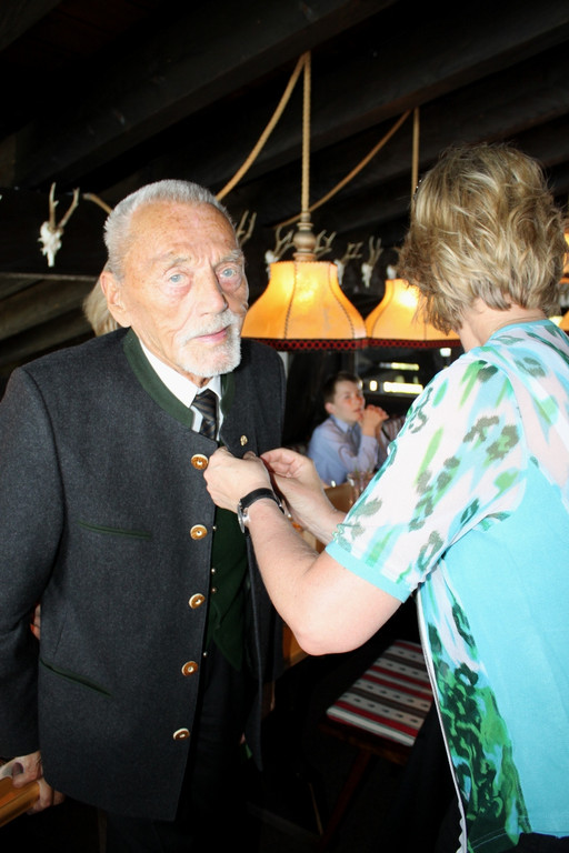 Kinz Ferdinand EHRENZEICHEN _12__jpg-1337150812