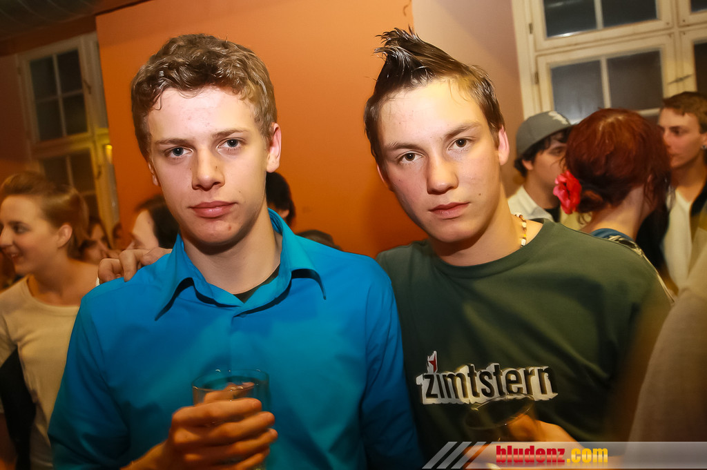 11652569.jpg